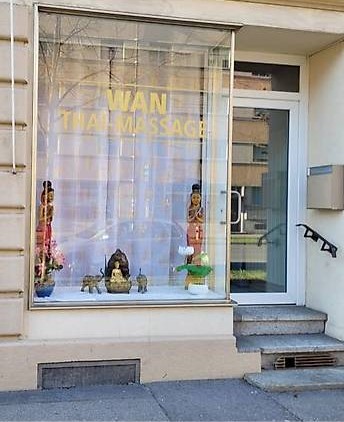 Vitrine WAN Thai Massage